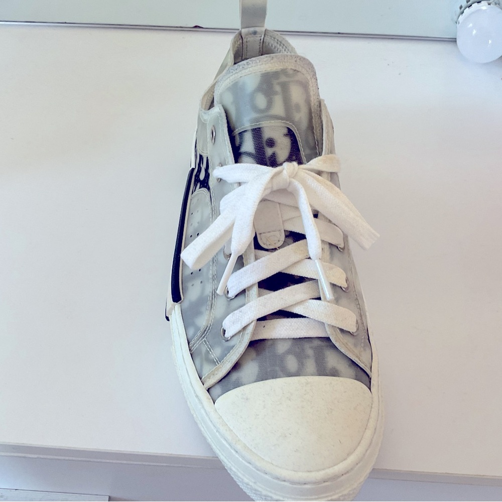 Dior low top sneakers